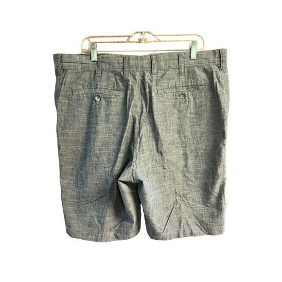 Van Heusen men’s gray shorts Sz 38 - Picture 2 of 7